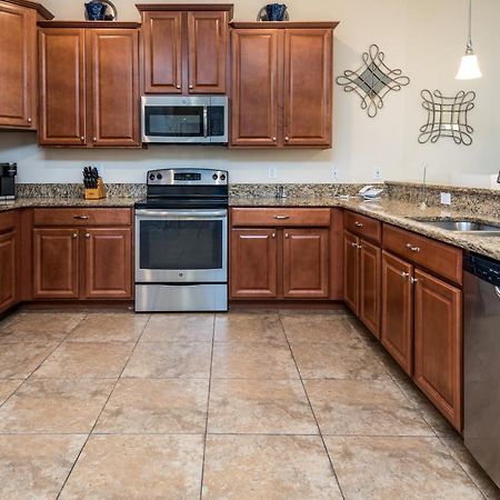 8 Bedroom Estate Near Disney World ダベンポート エクステリア 写真