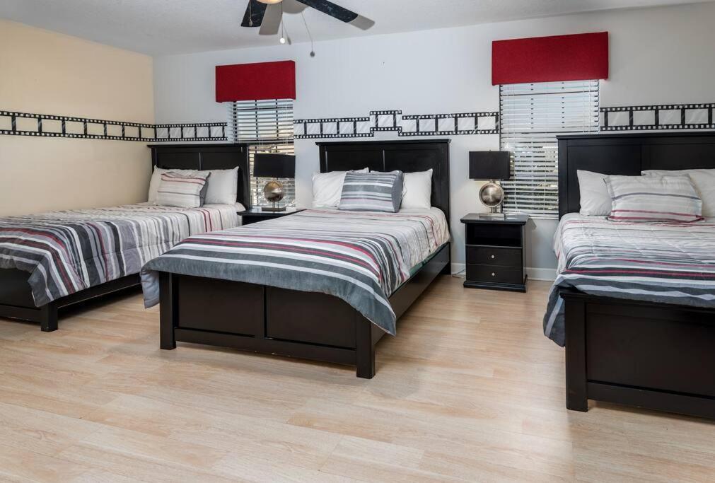 8 Bedroom Estate Near Disney World ダベンポート エクステリア 写真