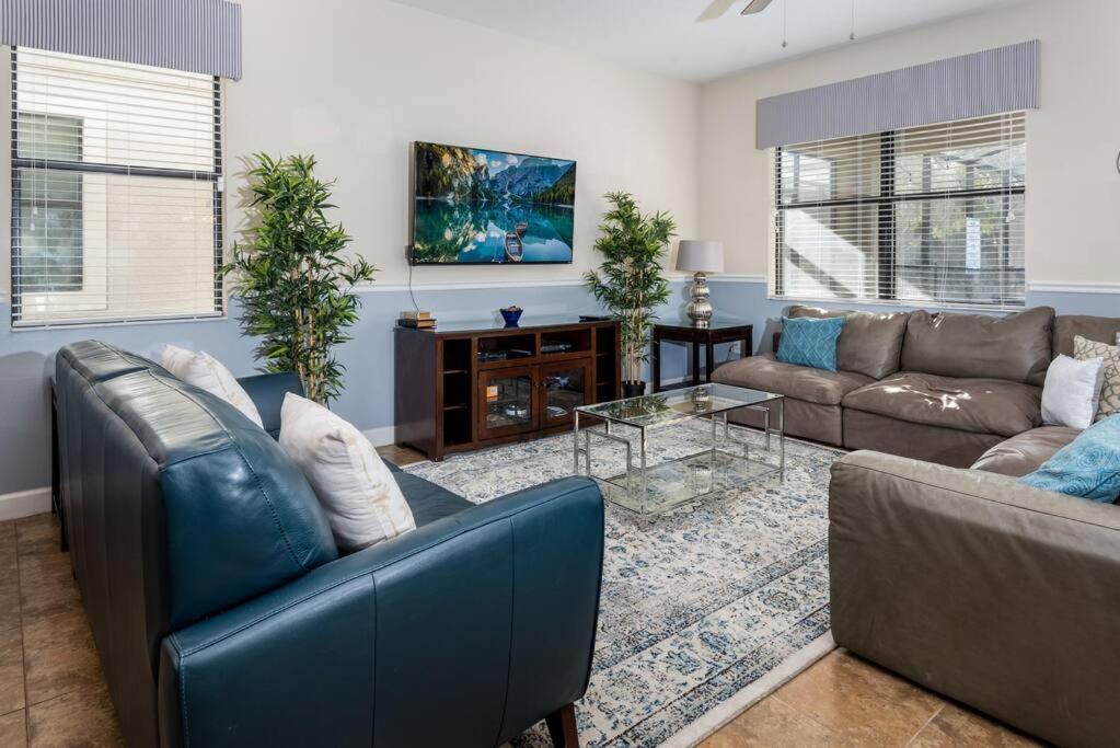 8 Bedroom Estate Near Disney World ダベンポート エクステリア 写真