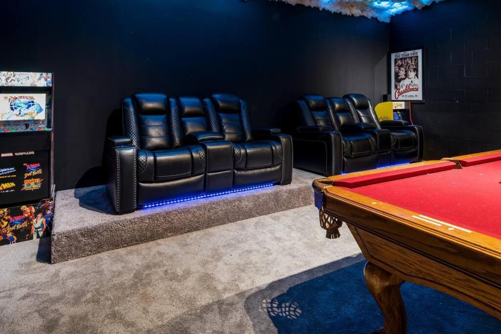 8 Bedroom Estate Near Disney World ダベンポート エクステリア 写真