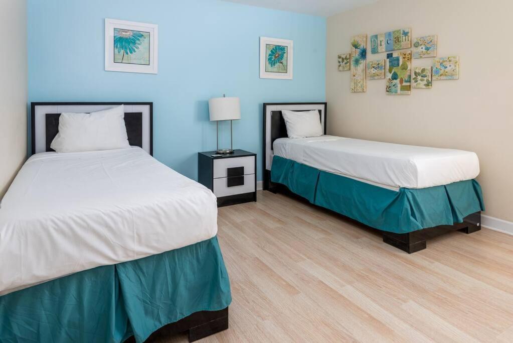 8 Bedroom Estate Near Disney World ダベンポート エクステリア 写真